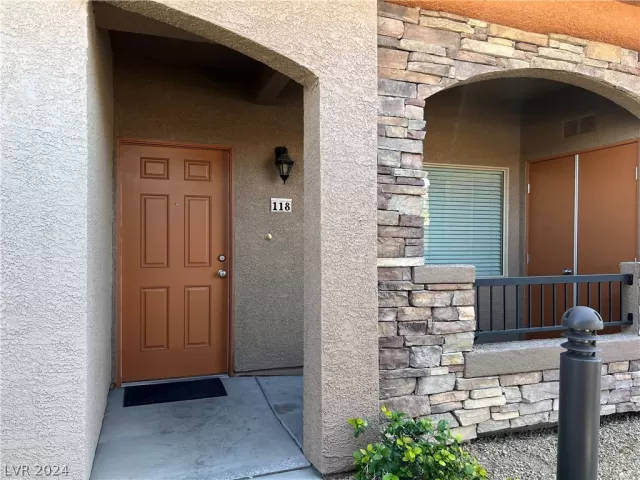 MLS: 2569757 Condo For Sale