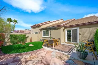 Photo #3: 2569781 Listing