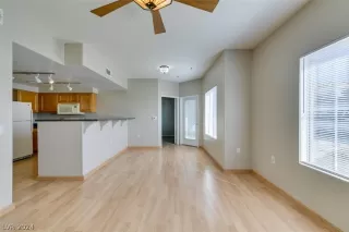 Photo #4: 2569785 Listing 