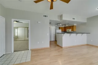 Photo #6: 2569785 Listing 