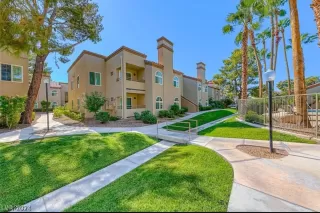 Photo #1: 2569786 Listing