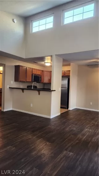 Photo #6: 2569786 Listing