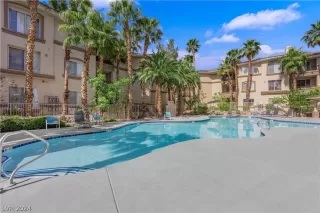 Photo #1: 2569791 Listing