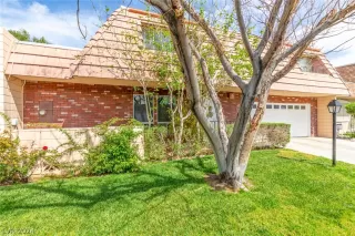 Photo #2: 2569801 Listing