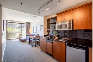 Photo #2: 2569816 Listing 