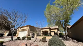 Photo #1: 2569817 Listing 