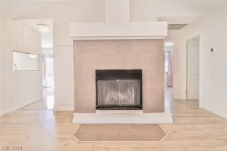 Photo #6: 2569832 Listing