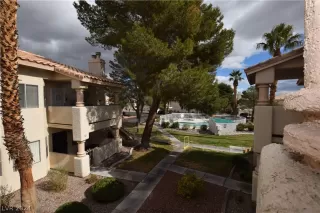 Photo #2: 2569833 Listing