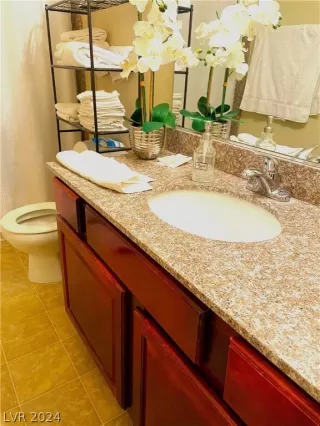 Photo #1: 2569842 Listing