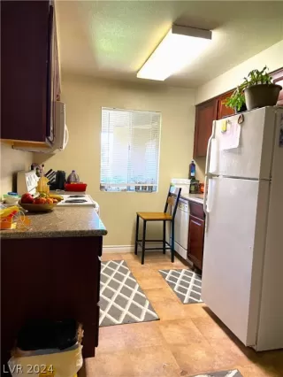 Photo #2: 2569842 Listing