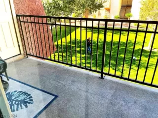 Photo #3: 2569842 Listing