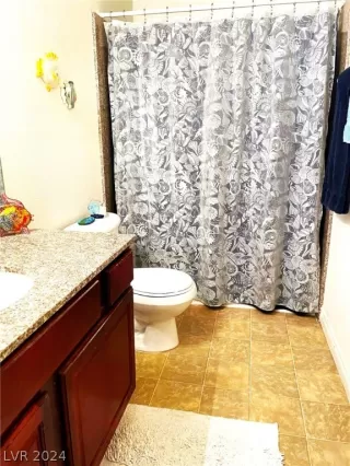 Photo #5: 2569842 Listing