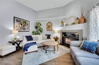 Photo #1: 2569847 Listing