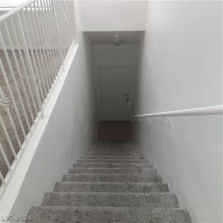 Photo #1: 2569848 Listing 