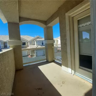 Photo #4: 2569848 Listing 