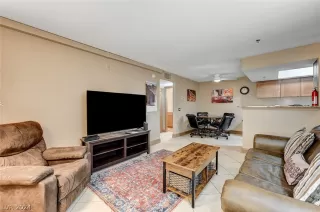 Photo #2: 2569851 Listing 