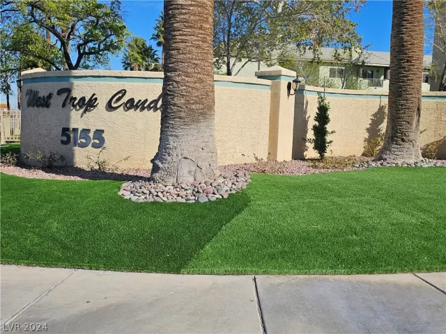 MLS: 2569881 Condo For Sale