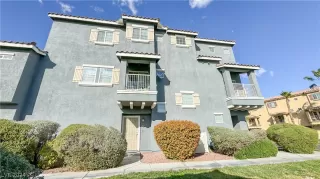 Photo #2: 2569892 Listing 