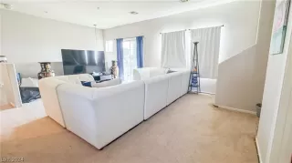 Photo #4: 2569892 Listing 