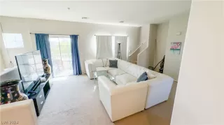 Photo #5: 2569892 Listing 