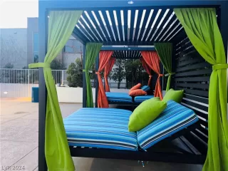 Photo #1: 2569914 Listing 