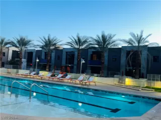 Photo #3: 2569914 Listing 