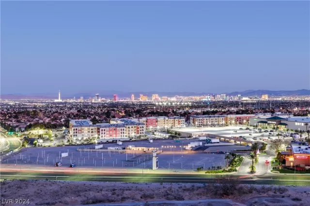 MLS: 2569920 Condo For Sale