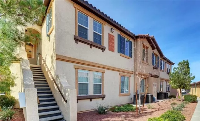 MLS: 2569928 Condo For Sale