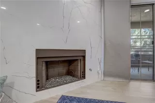 Photo #3: 2569936 Listing