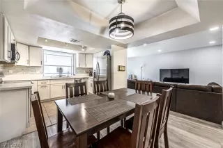 Photo #5: 2569937 Listing