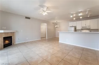 Photo #2: 2569940 Listing 