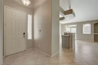 Photo #1: 2570003 Listing 