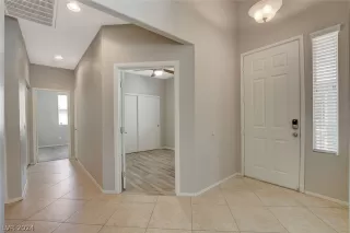 Photo #2: 2570003 Listing 