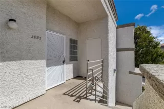 Photo #3: 2570021 Listing