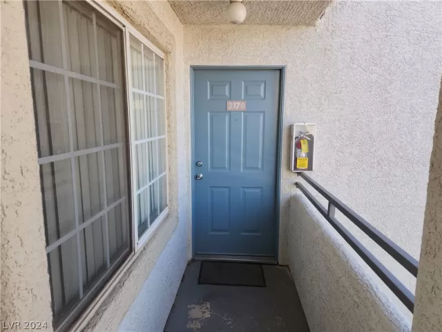 MLS: 2570034 Condo For Sale