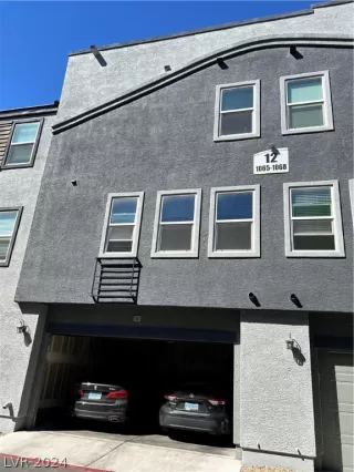 Photo #5: 2570044 Listing