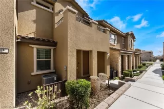 Photo #3: 2570050 Listing 