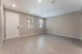 Photo #6: 2570050 Listing 