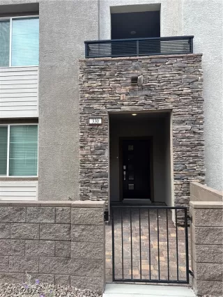 Photo #1: 2570058 Listing 