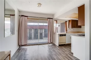 Photo #5: 2570060 Listing 