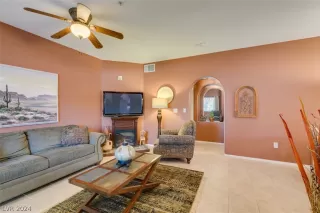 Photo #5: 2570116 Listing