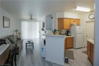 Photo #6: 2570175 Listing