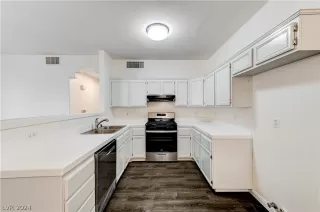 Photo #6: 2570180 Listing 