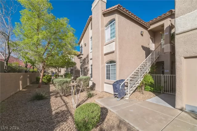 MLS: 2570199 Condo For Sale