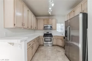 Photo #5: 2570199 Listing 