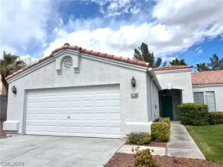 Photo #1: 2570227 Listing