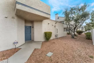 Photo #1: 2570277 Listing