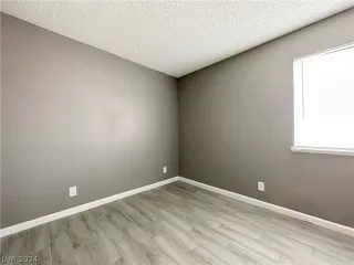 Photo #2: 2570308 Listing 