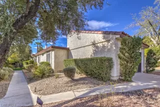 Photo #2: 2570317 Listing