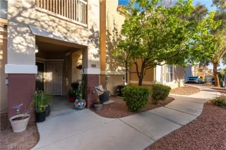 Photo #2: 2570349 Listing